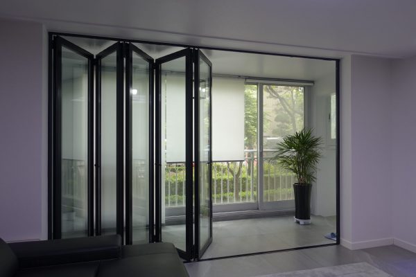 Xưởng chuyên lắp đặt cửa nhôm hệ slim quy mô lớn tại Hà Nội