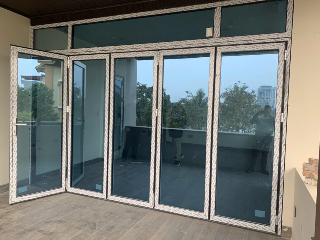 Cửa Kính Âu Việt