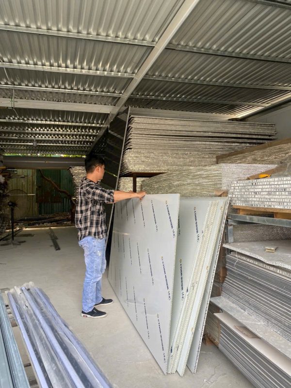 Cung cấp tấm nhôm tổ ong khổ lớn tại TP.HCM