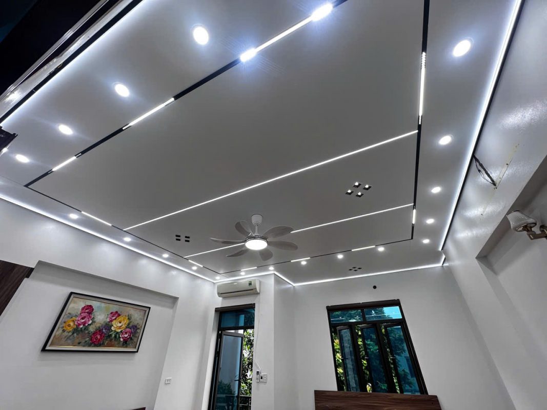 Trần nhôm tấm tổ ong khổ lớn thi công tại Hà Nội