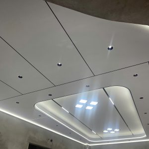 Công trình trần nhôm tổ ong khổ lớn hoàn thiện tại nhà phố Mai Lĩnh Hà Nội