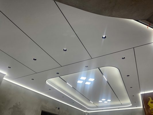 Công trình trần nhôm tổ ong khổ lớn hoàn thiện tại nhà phố Mai Lĩnh Hà Nội