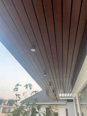 Công trình mái hiên trần nhôm chắn nắng Basi hoàn thiện