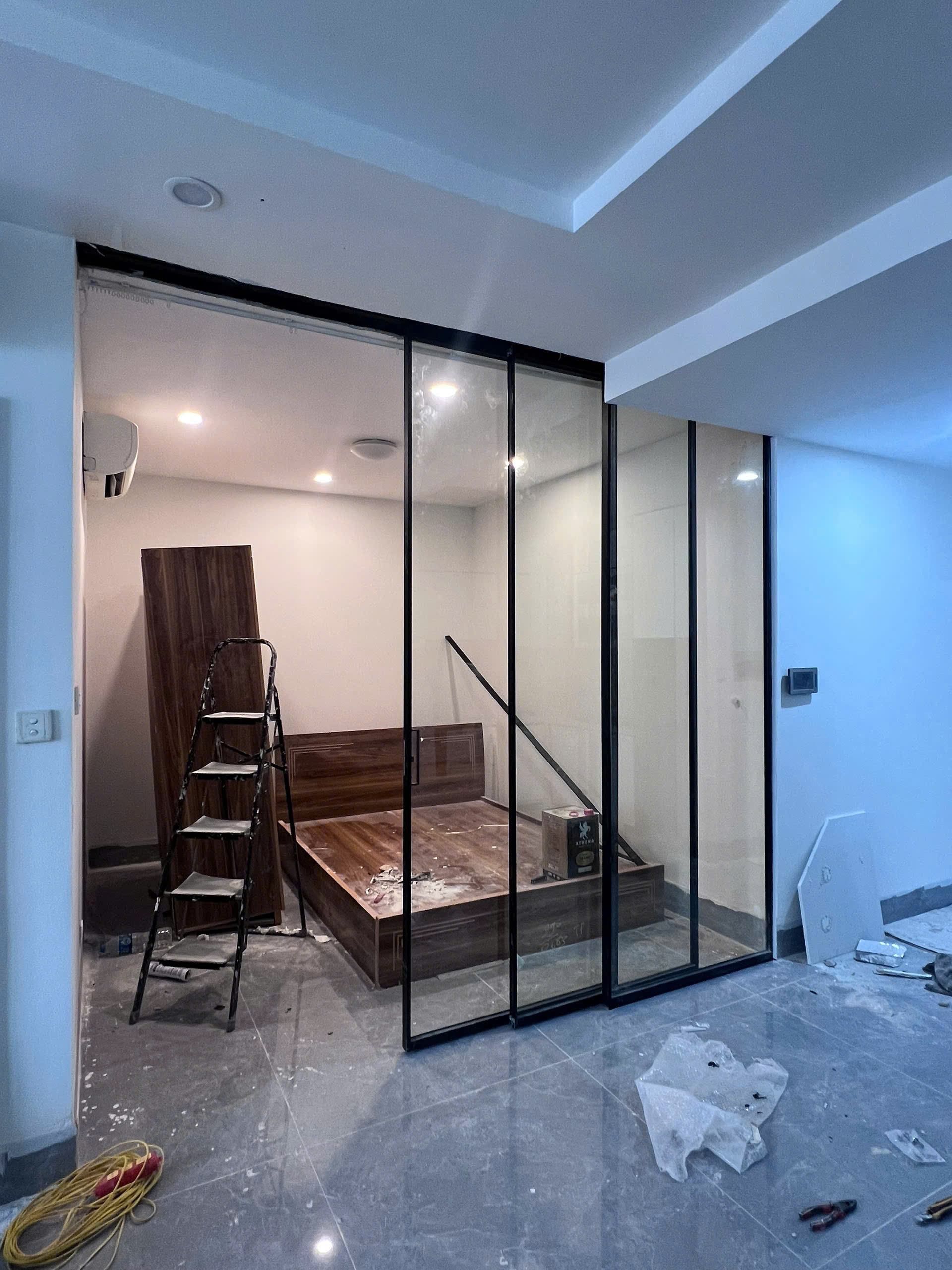 thợ thi công cửa nhôm hệ slim giá rẻ
