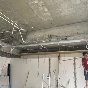 Gia cố dầm treo cửa Slim